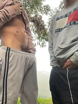 sky-wolves live sex cam