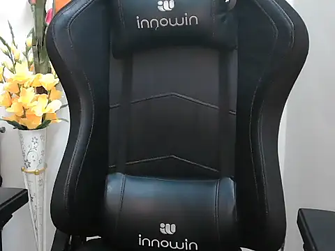 Richa_Patel's cam snapshot