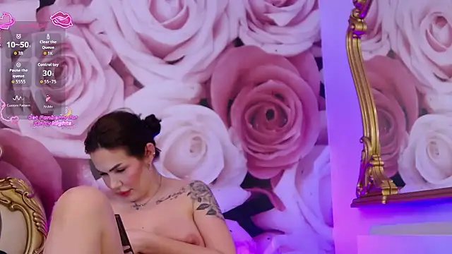 HessaHessy live sex cam