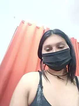 Maya-bebo's cam snapshot