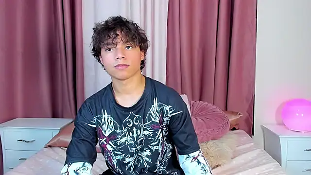 Honeymoon_sariel live sex cam