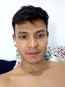 Valois2025 live sex cam