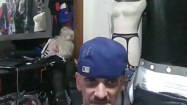 slinginbigD's cam snapshot