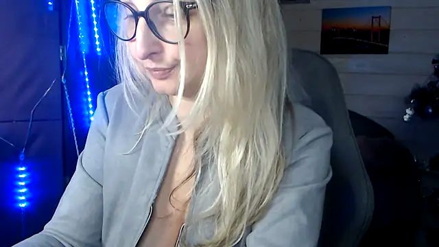 RubiLakros live sex cam