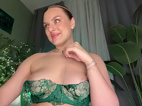 Mary_lost's cam snapshot