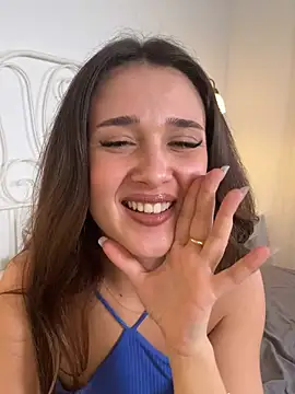 MayaVonDe's cam snapshot