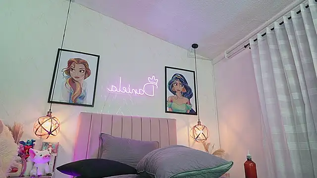 dani_parker_ live sex cam