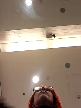 Alis_xxx live sex cam