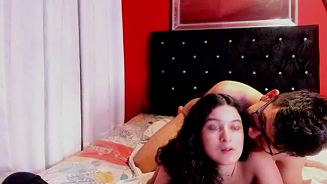 JustiinJazmin live sex cam