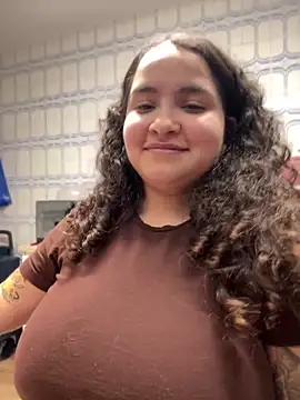 Sweet_sully__ live sex cam