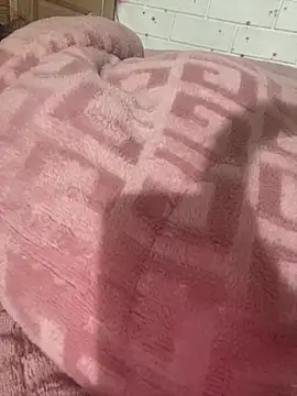 Suri_k3 live sex cam