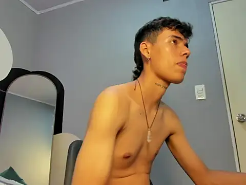 Astaroth_Grigori live sex cam