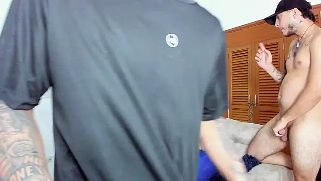 brutal_revolution live sex cam