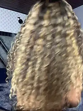 AngelPinkk_'s cam snapshot