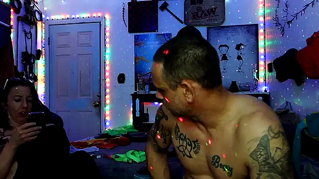 Buffshagswell live sex cam