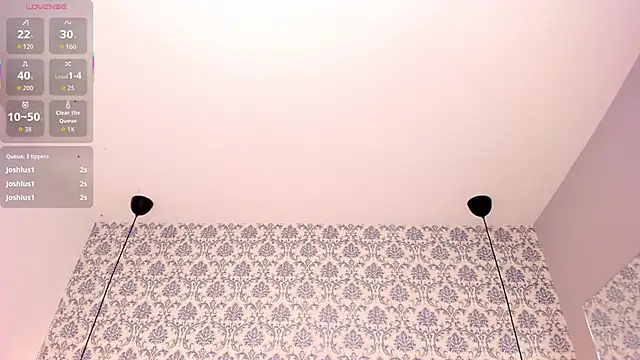 Kenia_Storm live sex cam