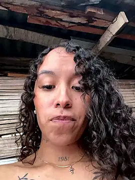 MarieLeon live sex cam