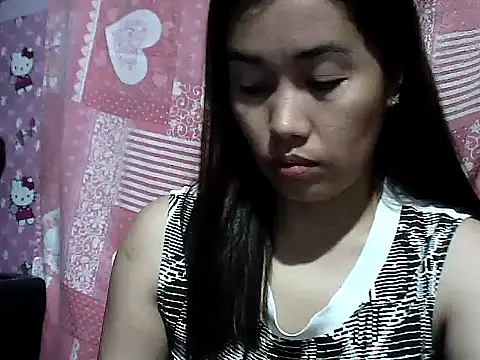 CreamyPussy30's cam snapshot