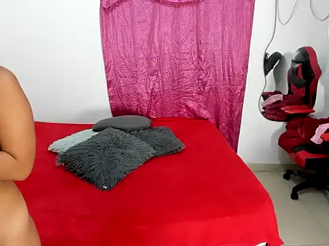 Liahot_69's cam snapshot