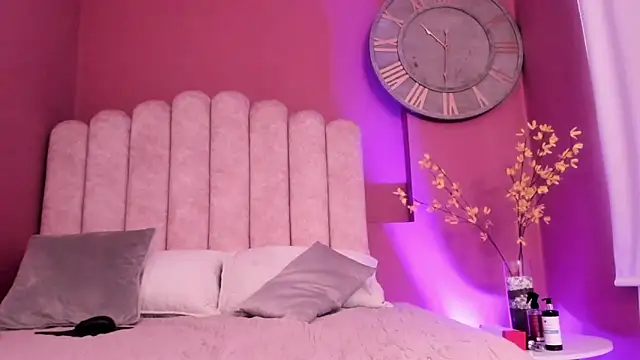 Miaa_Adams_'s cam snapshot