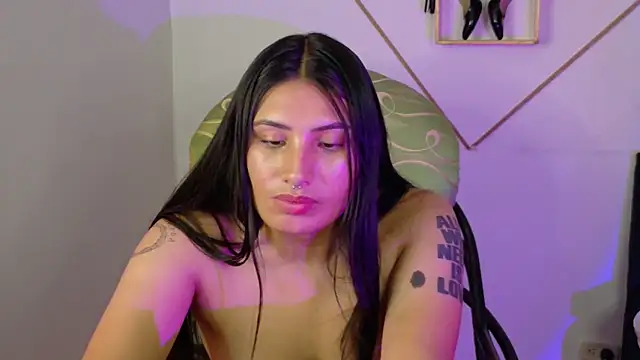 Linda_andrew's cam snapshot