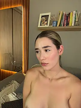 FridaKlein live sex cam