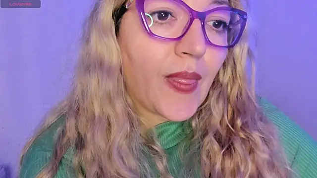 Naty_Mature_ live sex cam