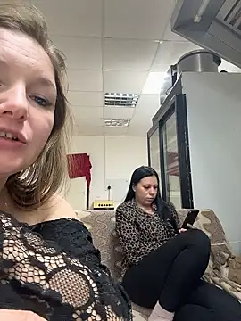 _Mila_Love's cam snapshot