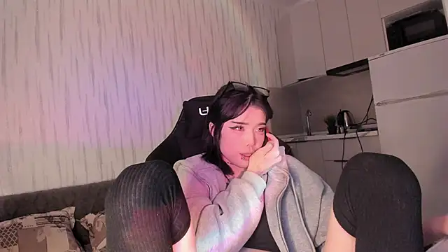 Velvetsky_1's cam snapshot