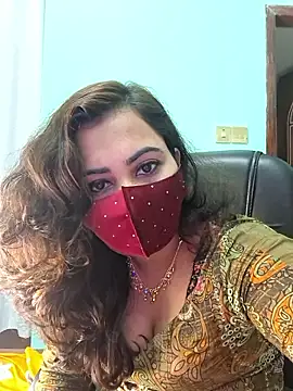 Bristy- live sex cam