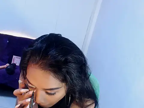 SerenityFoxx live sex cam