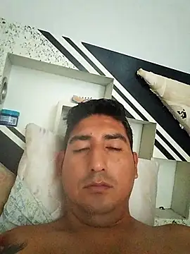 Yrresistible666's cam snapshot