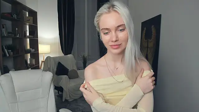 KristalCrowner's cam snapshot