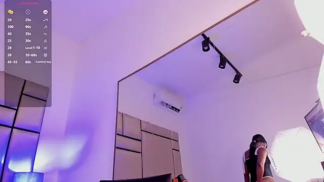 Ashanti_Moreno's cam snapshot