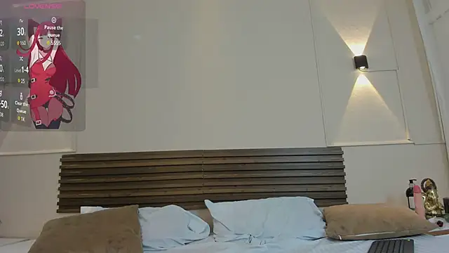 salome_diamond's cam snapshot