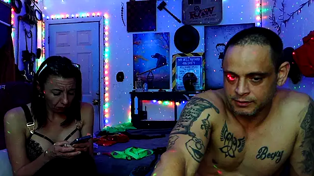 Buffshagswell live sex cam