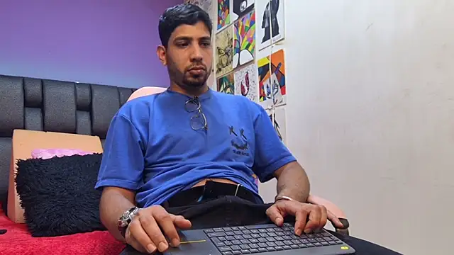 ashtoncooperr's cam snapshot