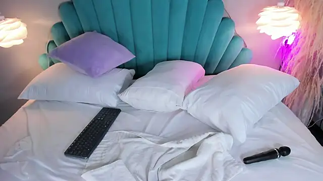 EmmaStonn_'s cam snapshot