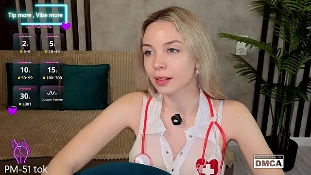 Holl1Would live sex cam