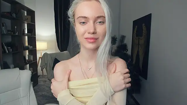 KristalCrowner's cam snapshot