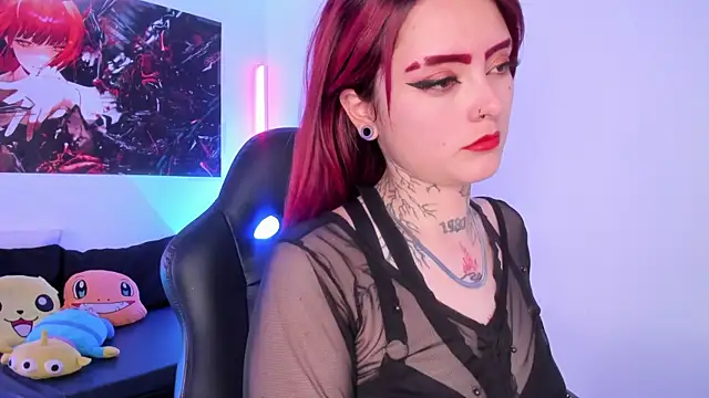 zara_rouxx's cam snapshot