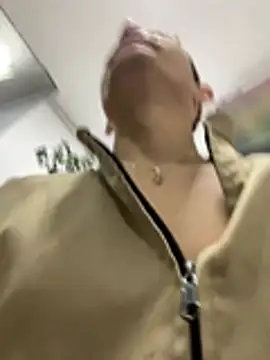 santiObrero live sex cam