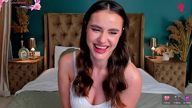 CalyMoon live sex cam