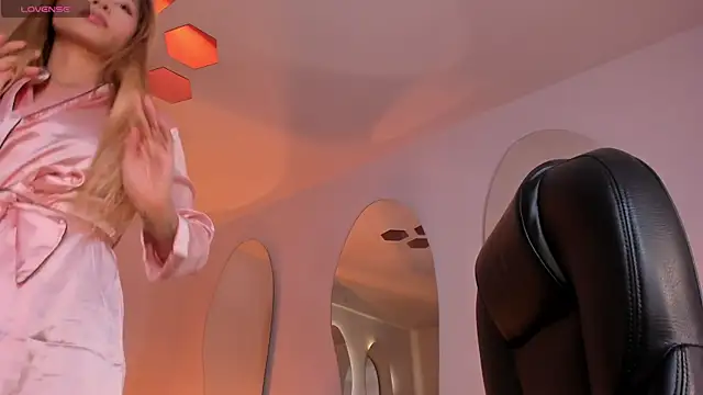 LexieWayne live sex cam