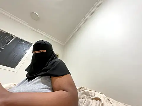 Submissive_Arab live sex cam