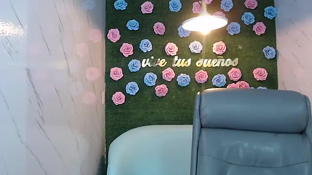 Kimberly23_a's cam snapshot