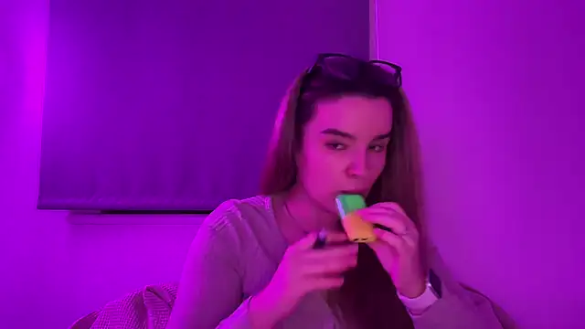maisiesmithx live sex cam