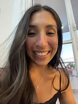 MaddyX__ live sex cam