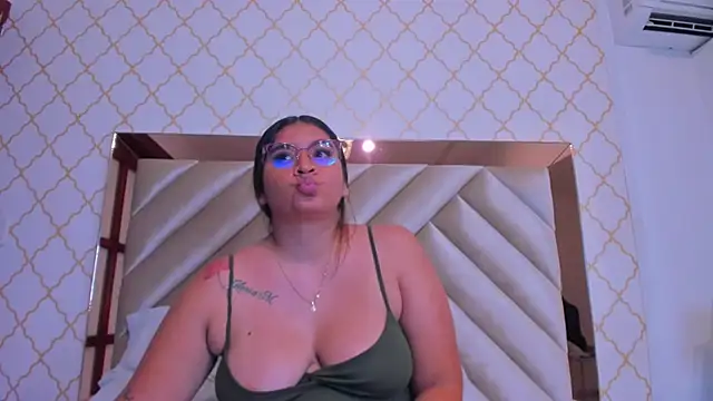 Julietaa_Rose's cam snapshot