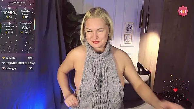 YolandaKiss live sex cam